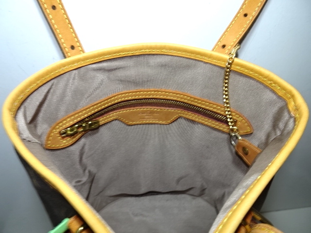 ヴィトンのバケットの中を生地で交換