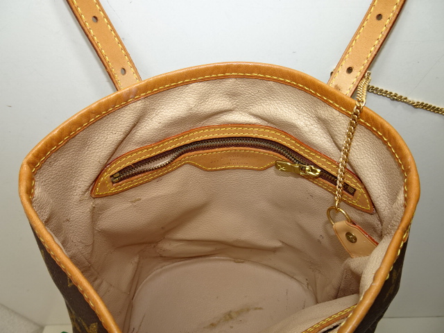 合皮の内張りが劣化