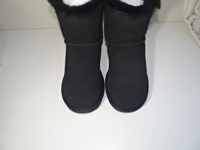 黒いムートンブーツの色回復