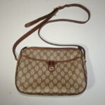 グッチのショルダーバッグ全体