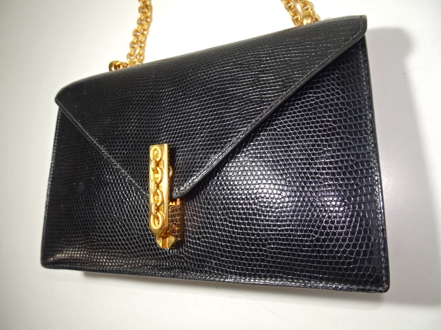 カビ取りクリーニング後のエルメスのバッグ