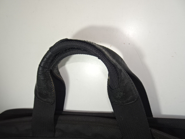 取っ手のレザー破れ