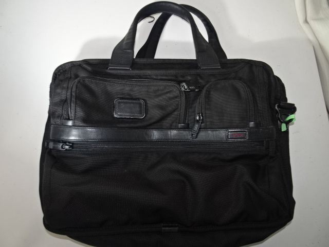 tumiのブリーフバッグ