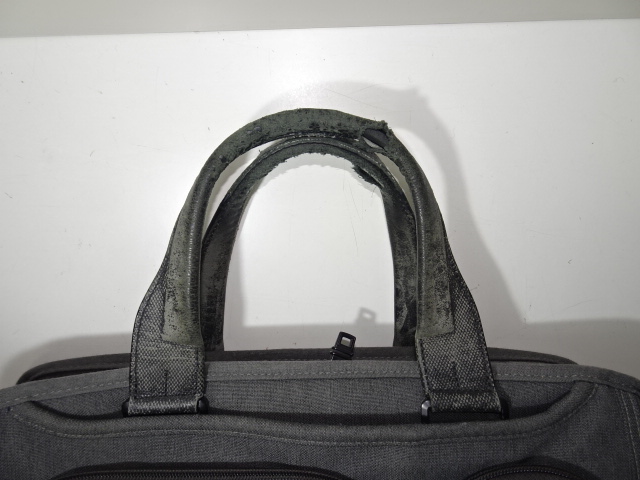 バッグのハンドルが劣化