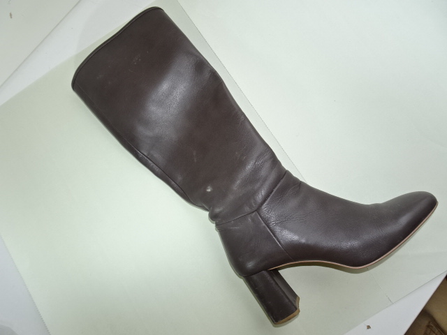 ロングブーツのカビ