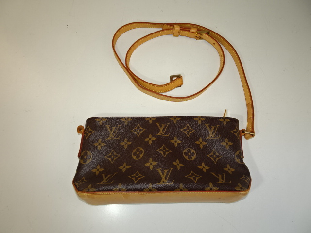 ヴィトンのトロター全体