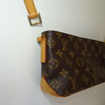 ショルダーの根革が切れた