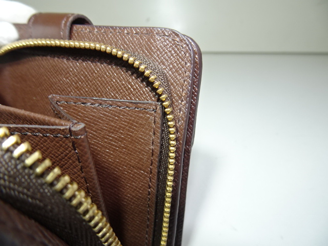 小銭入れのマチを補強