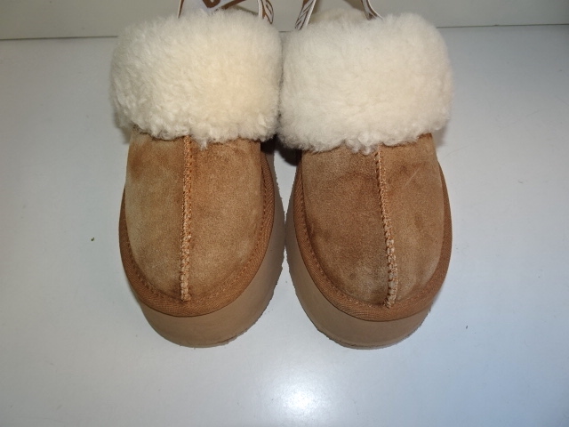 ムートンサンダルに油染み