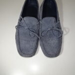 トッズのモカシンシューズにシミ