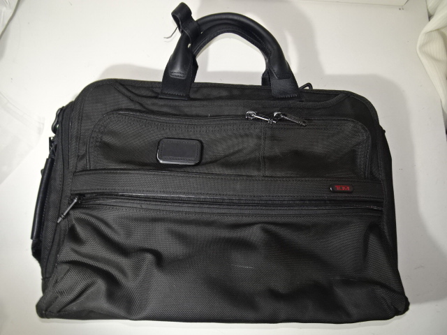 tumiの3wayバッグ