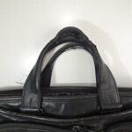 現行型持ち手が破れて芯露出