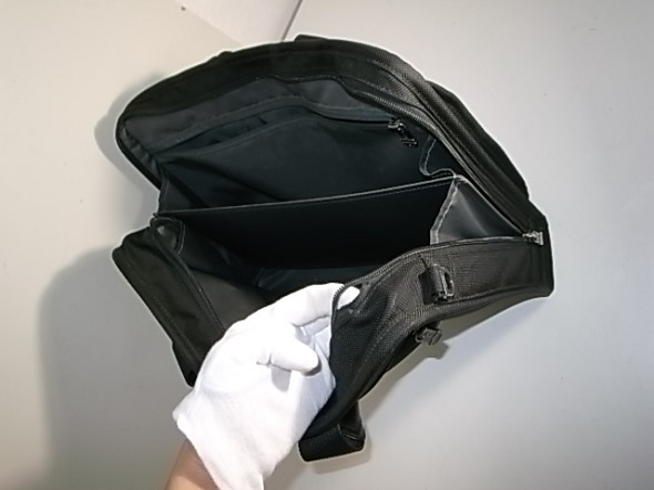 鞄のファスナー修理