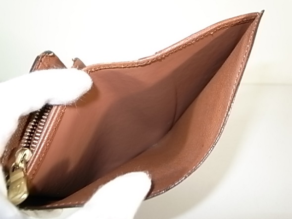 財布の札入れの内張り交換