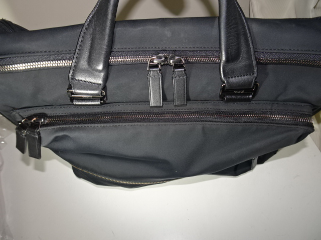 前面L字ファスナー交換