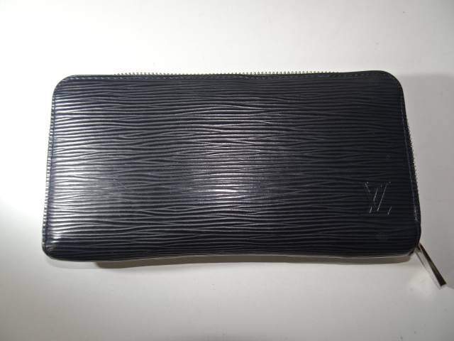 エピノワールのジッピーウォレット