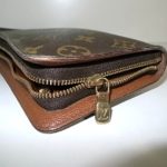 ルイヴィトンの財布のファスナー